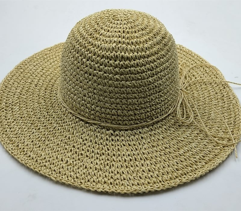 Crochet raffia bucket hat
